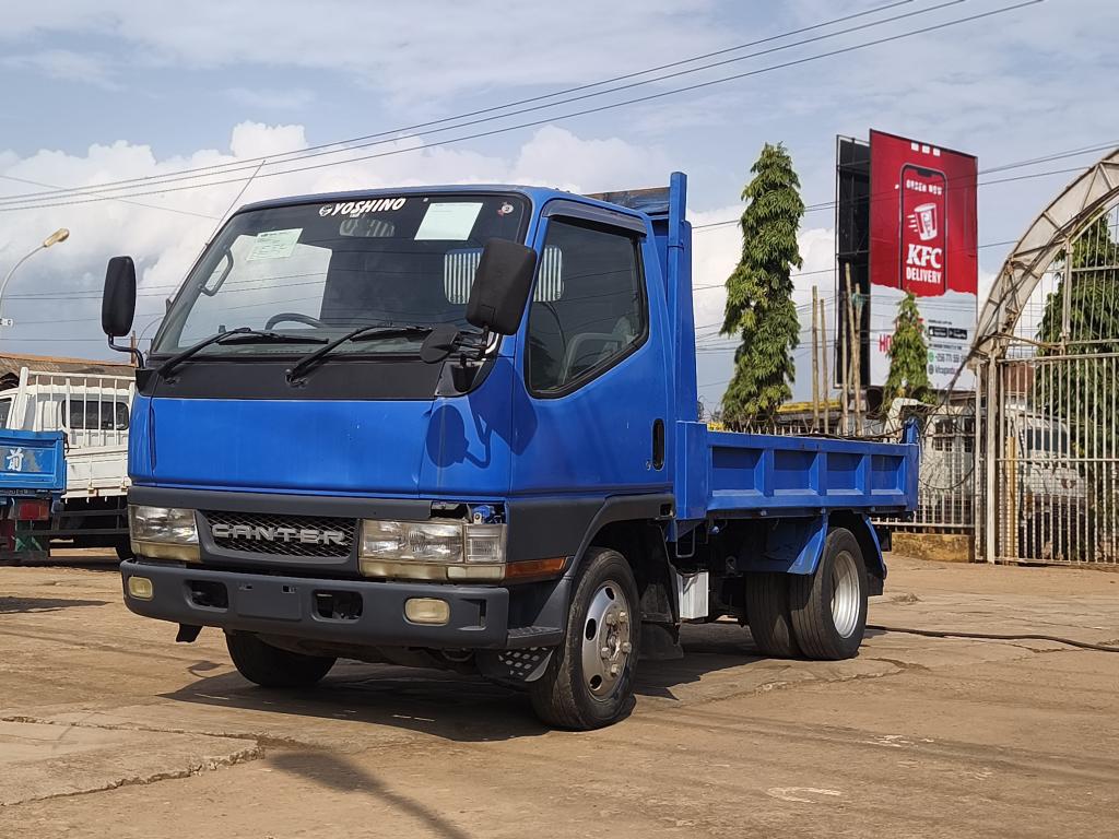 FUSO CANTER