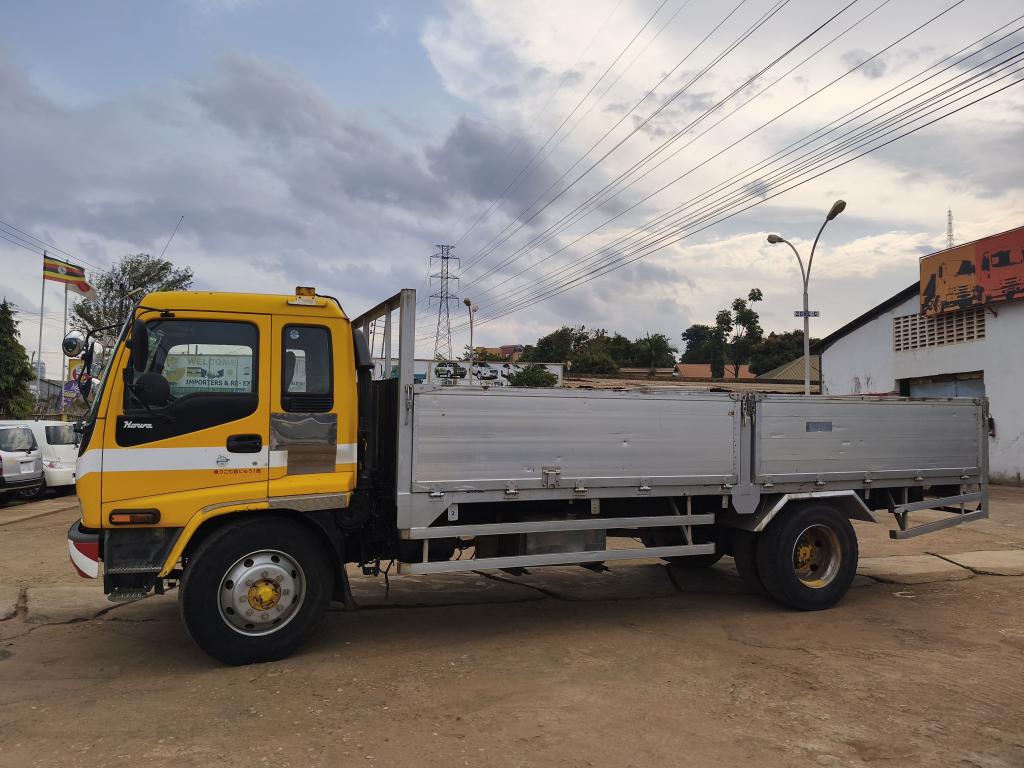 Isuzu FORWARD