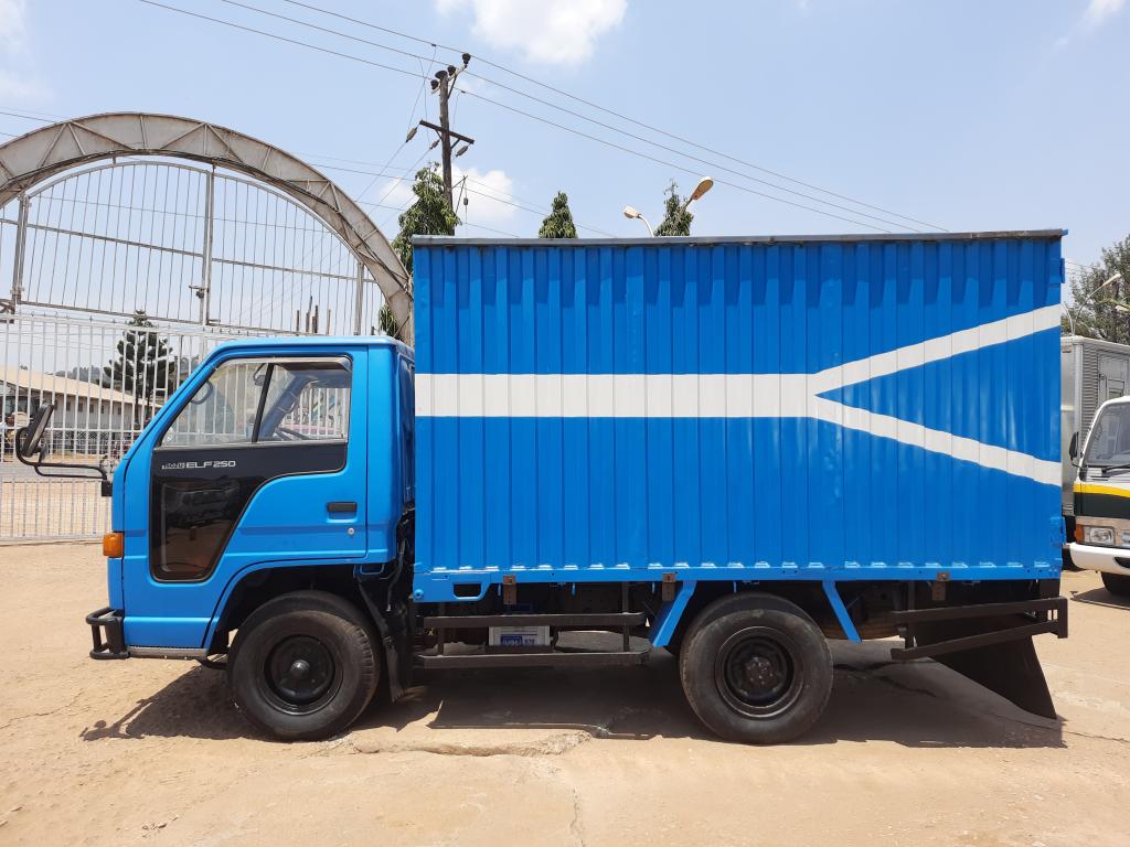 Isuzu ELF