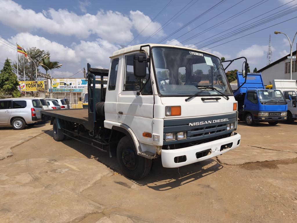 Nissan CONDOR
