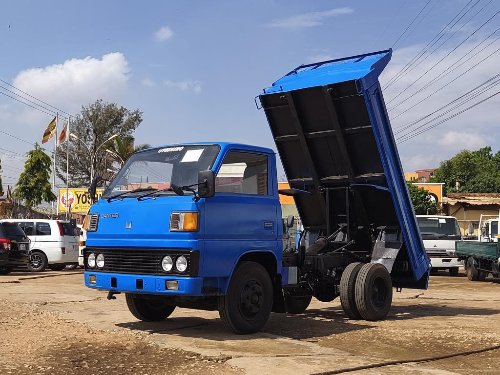 Used September 1979 FUSO CANTER tipper for sale 03516