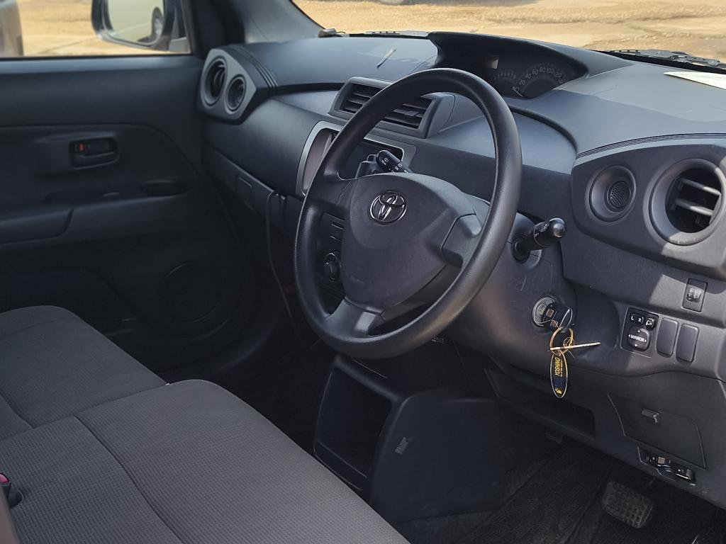Toyota BB