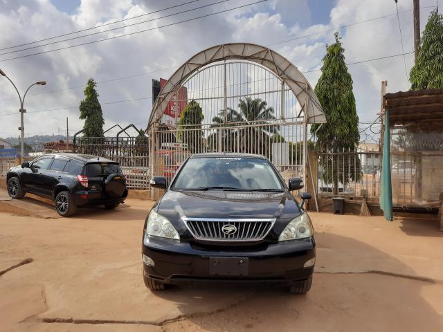 Toyota HARRIER (Kawundo)