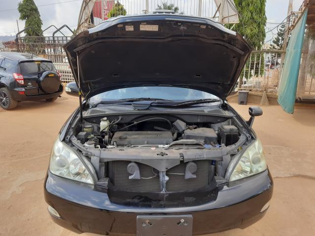 Toyota HARRIER (Kawundo)