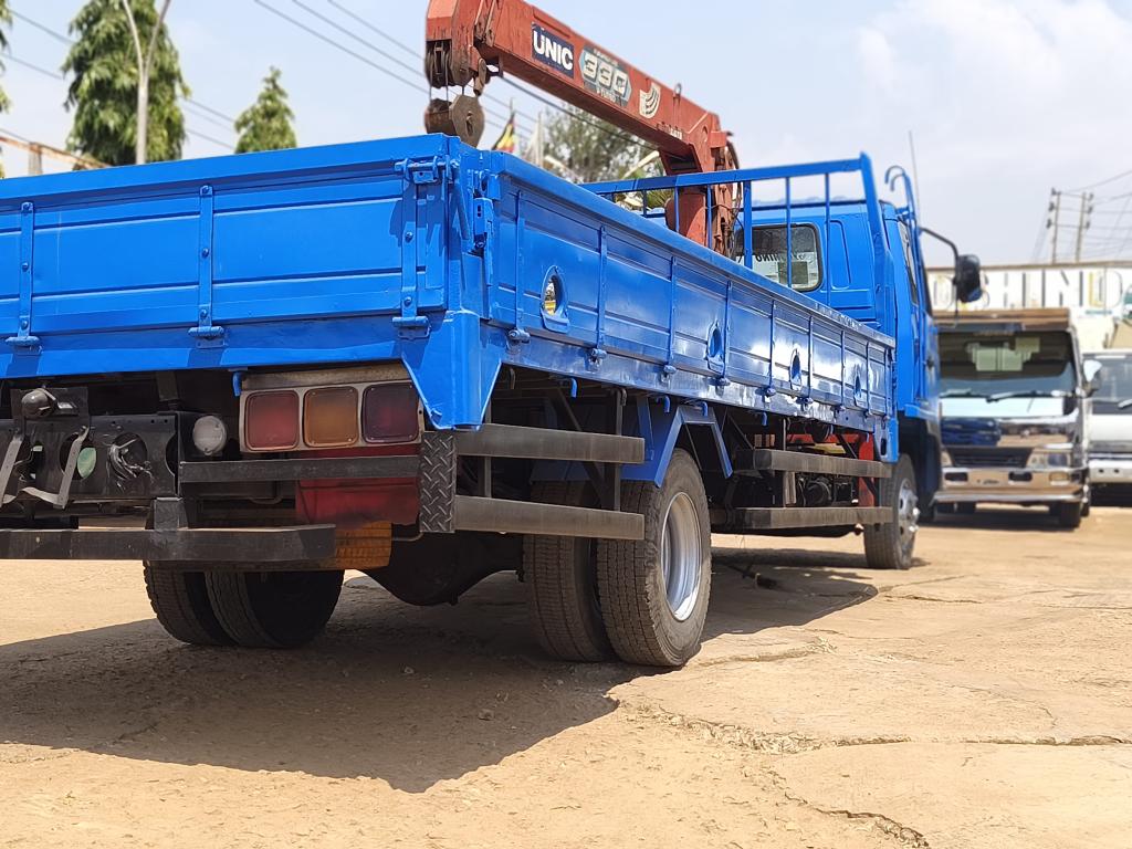 Isuzu FORWARD