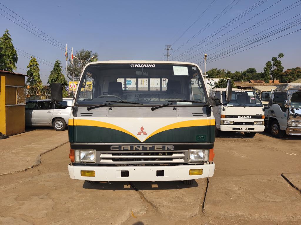 FUSO CANTER