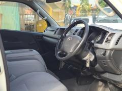 Toyota HIACE (Drone)