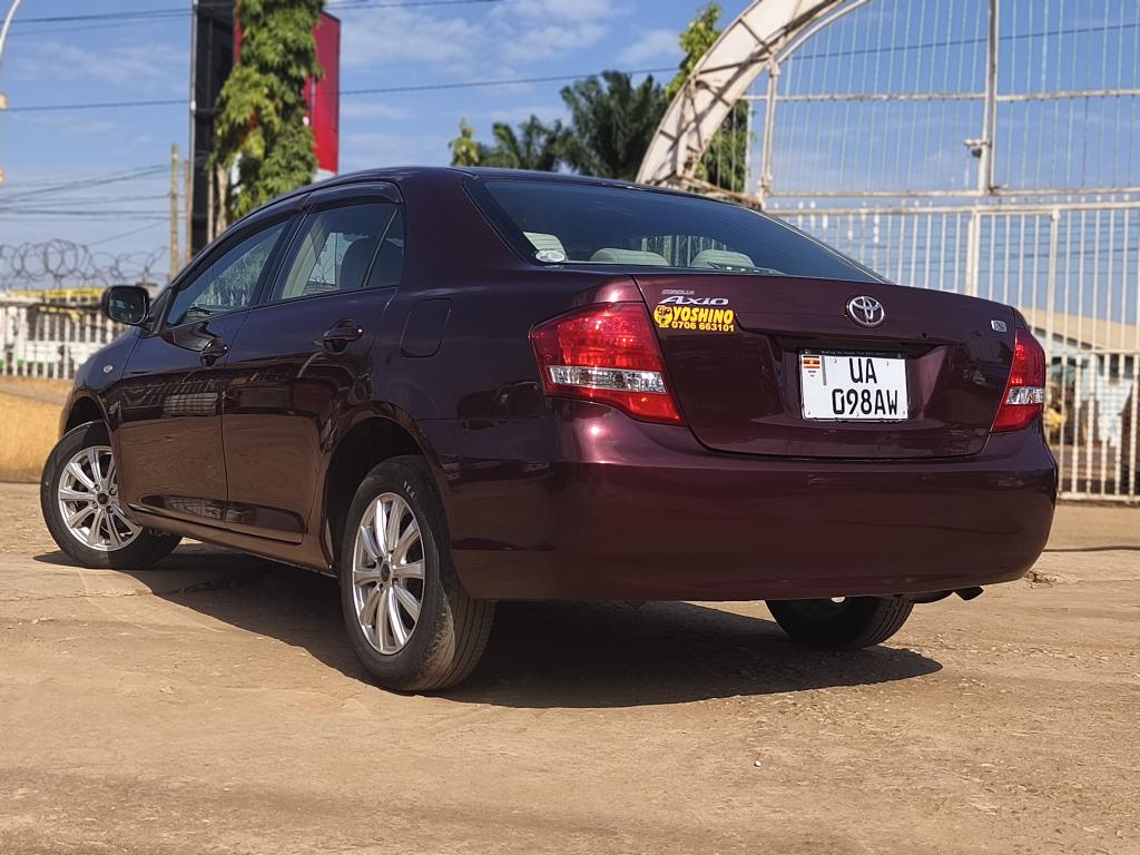 Toyota COROLLA 　AXIO