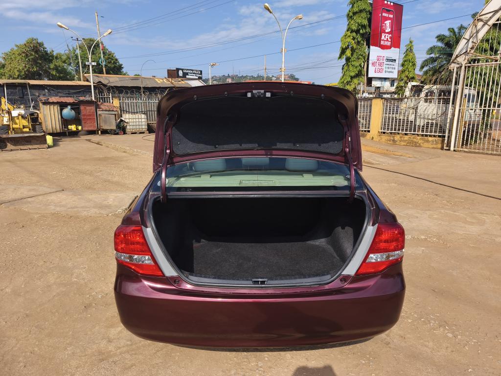 Toyota COROLLA 　AXIO