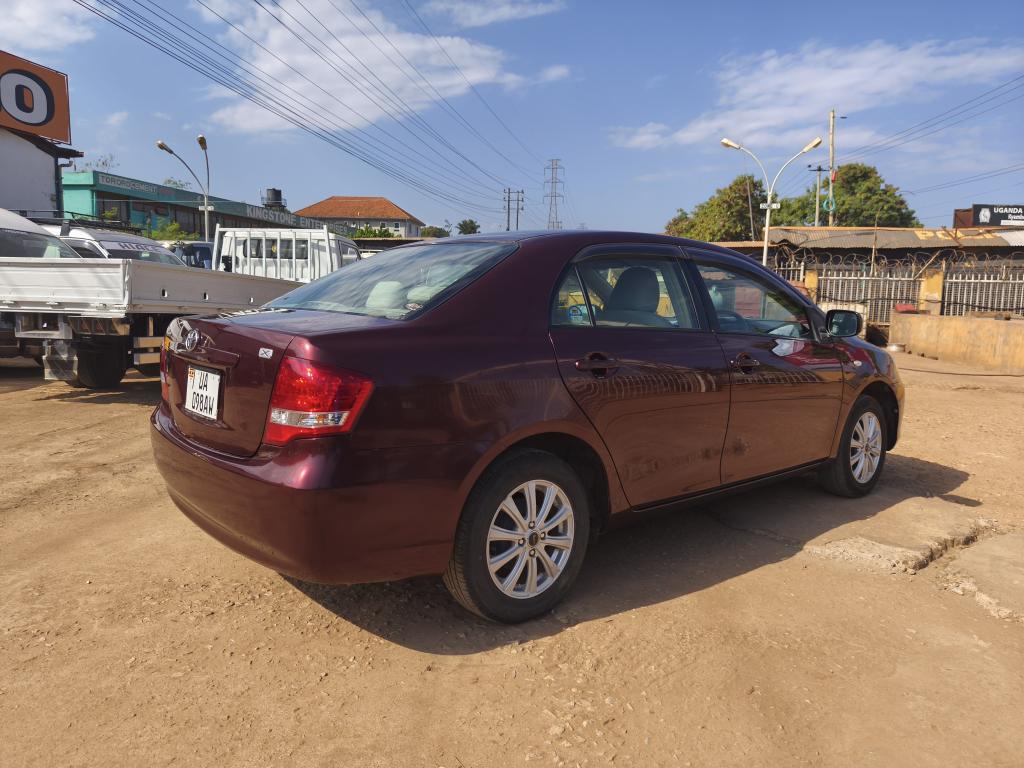 Toyota COROLLA 　AXIO