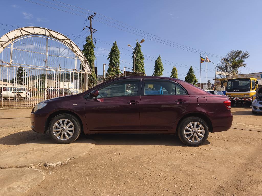 Toyota COROLLA 　AXIO
