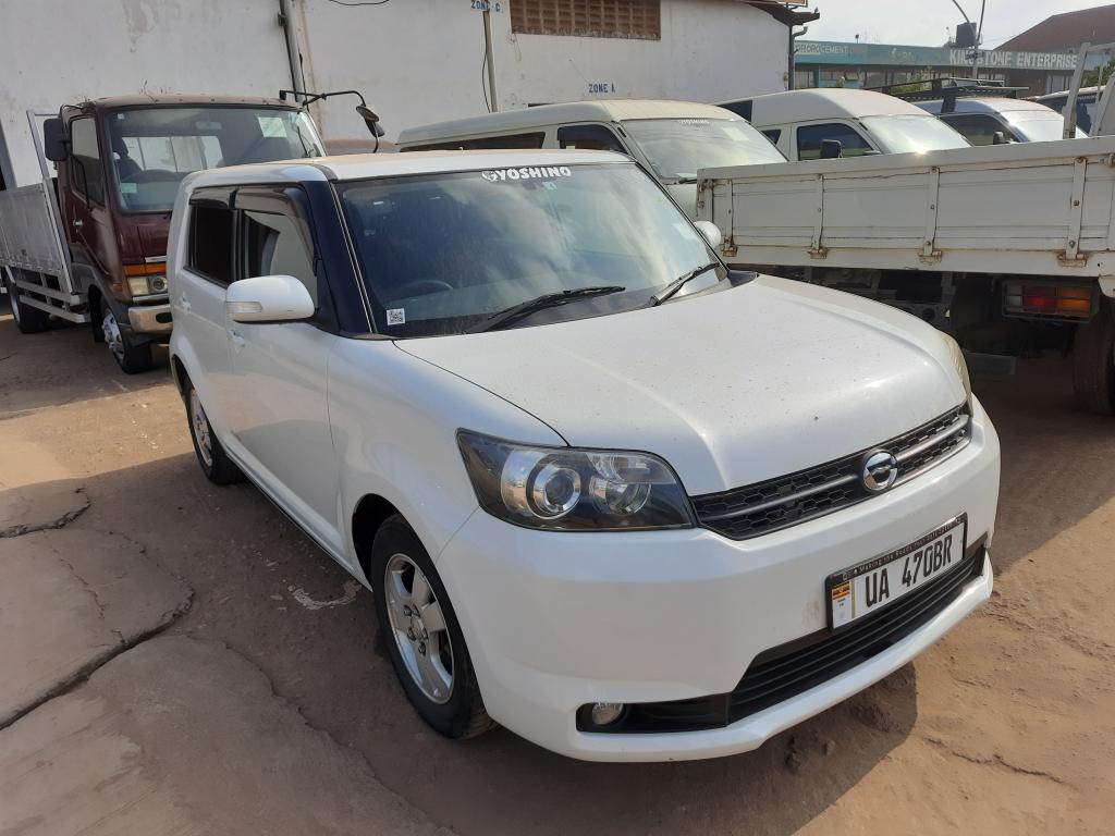 Toyota COROLLA　RUMION