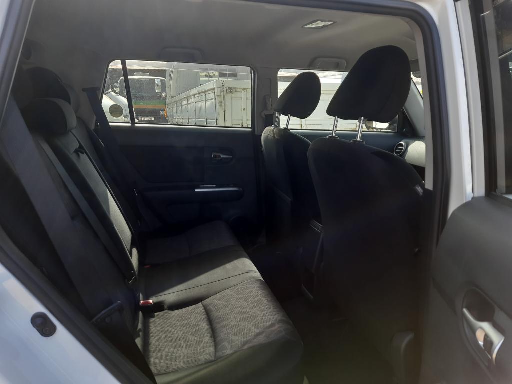 Toyota COROLLA　RUMION