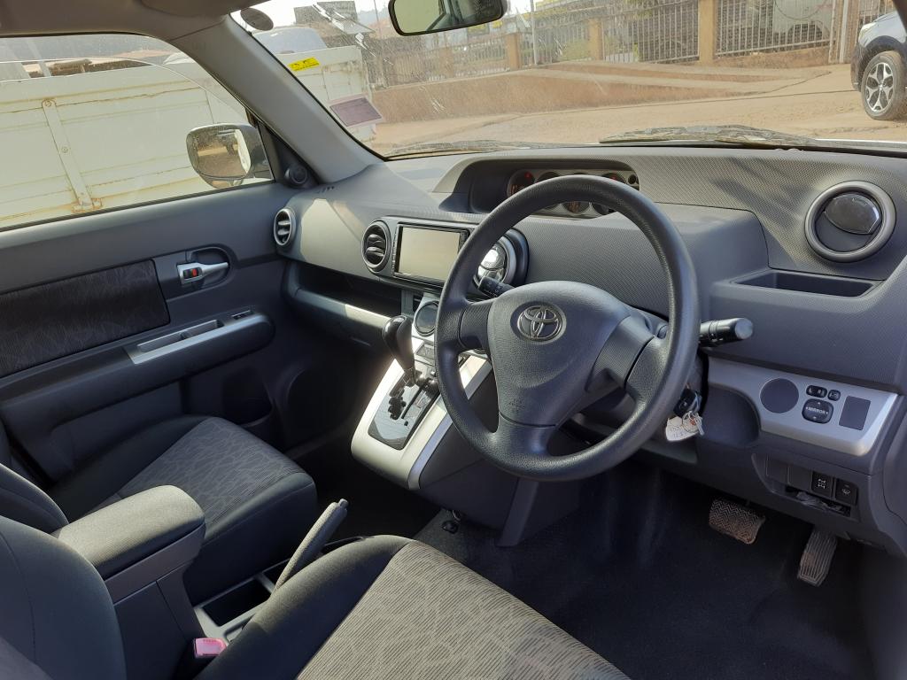 Toyota COROLLA　RUMION