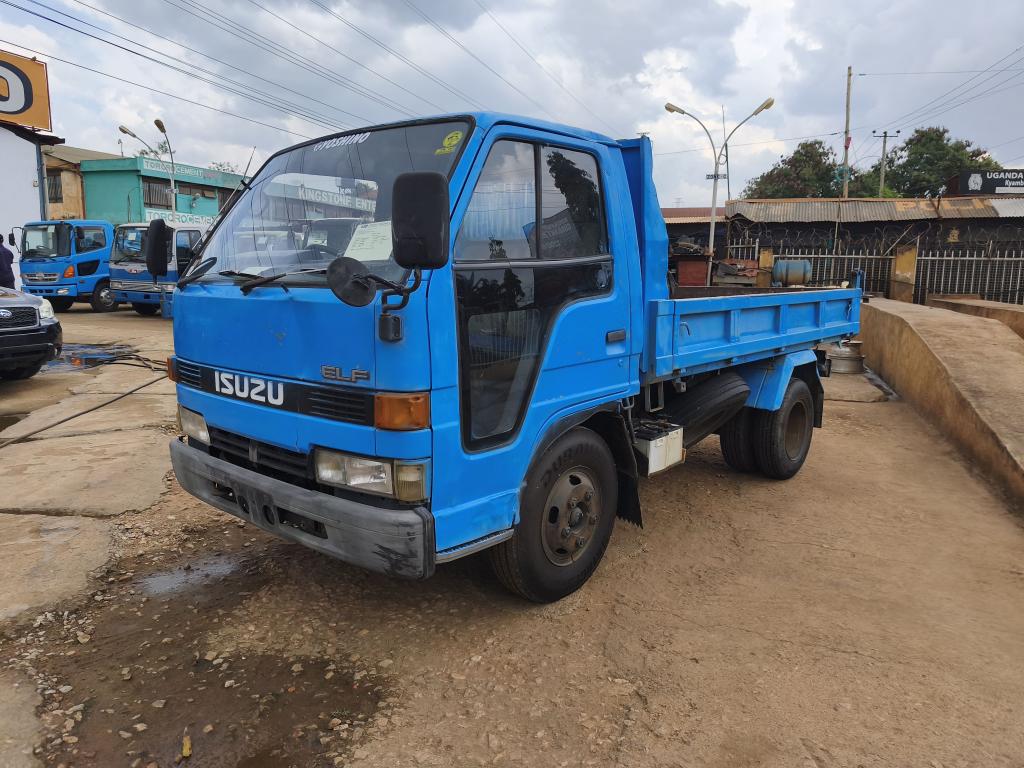 Isuzu ELF