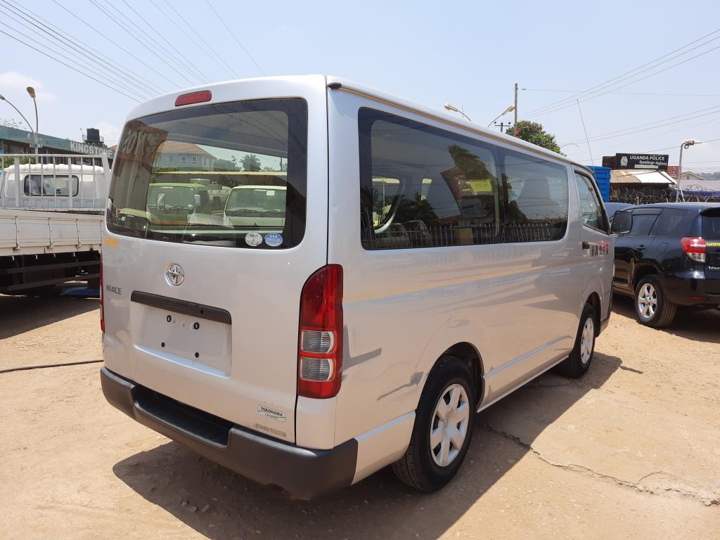 Toyota HIACE (Drone)