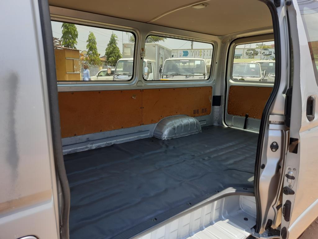 Toyota HIACE (Drone)