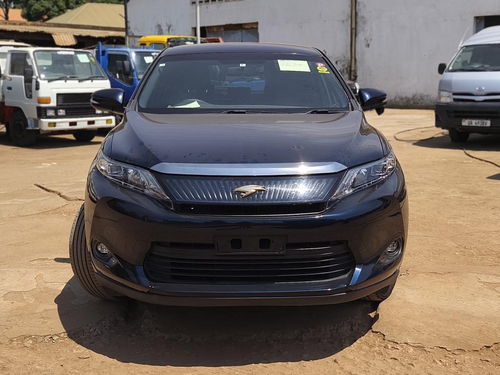 Toyota HARRIER (Kawundo)