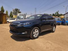 Toyota HARRIER (Kawundo)