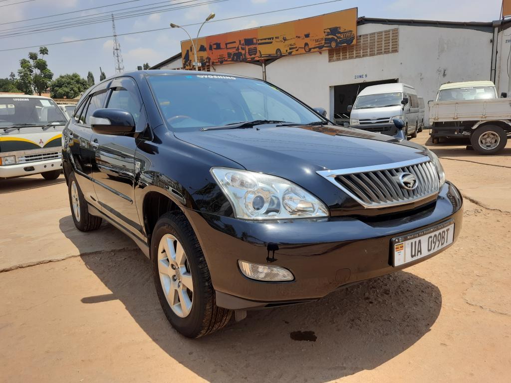 Toyota HARRIER (Kawundo)