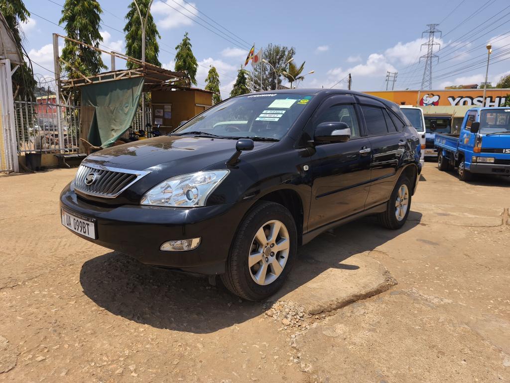 Toyota HARRIER (Kawundo)