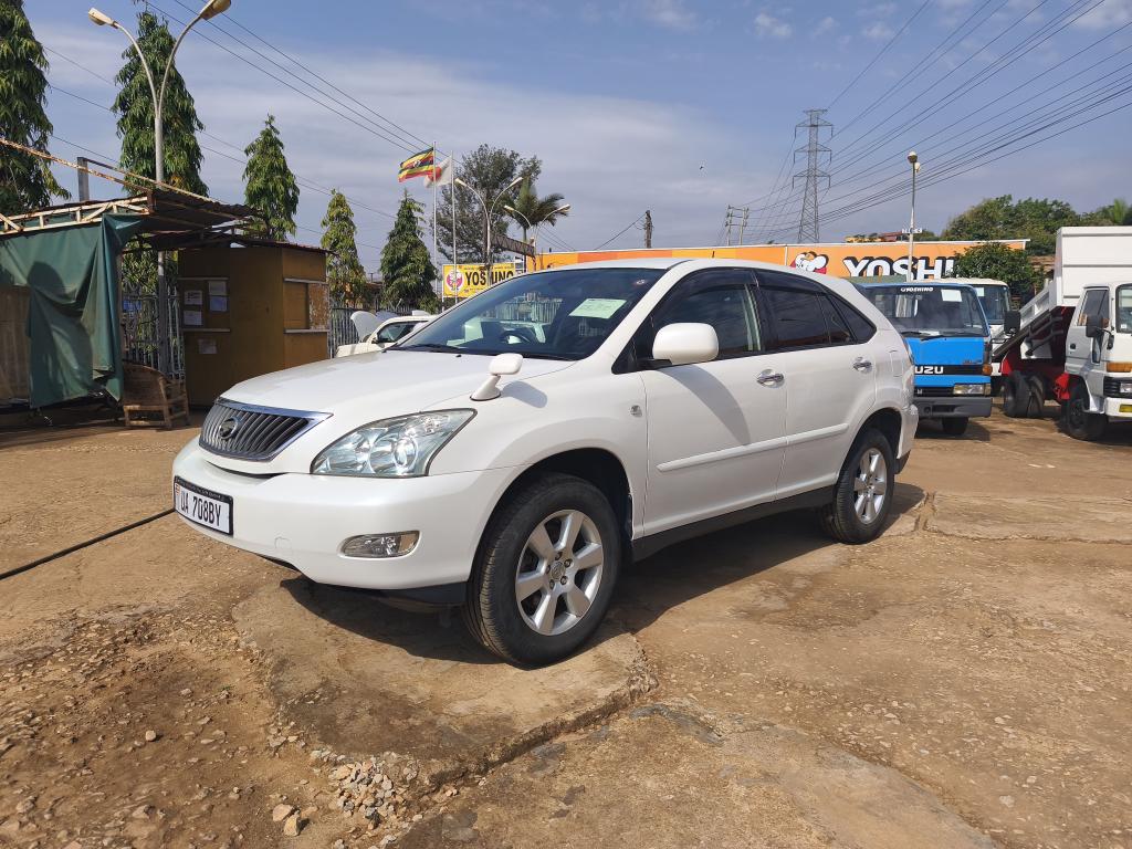 Toyota HARRIER (Kawundo)