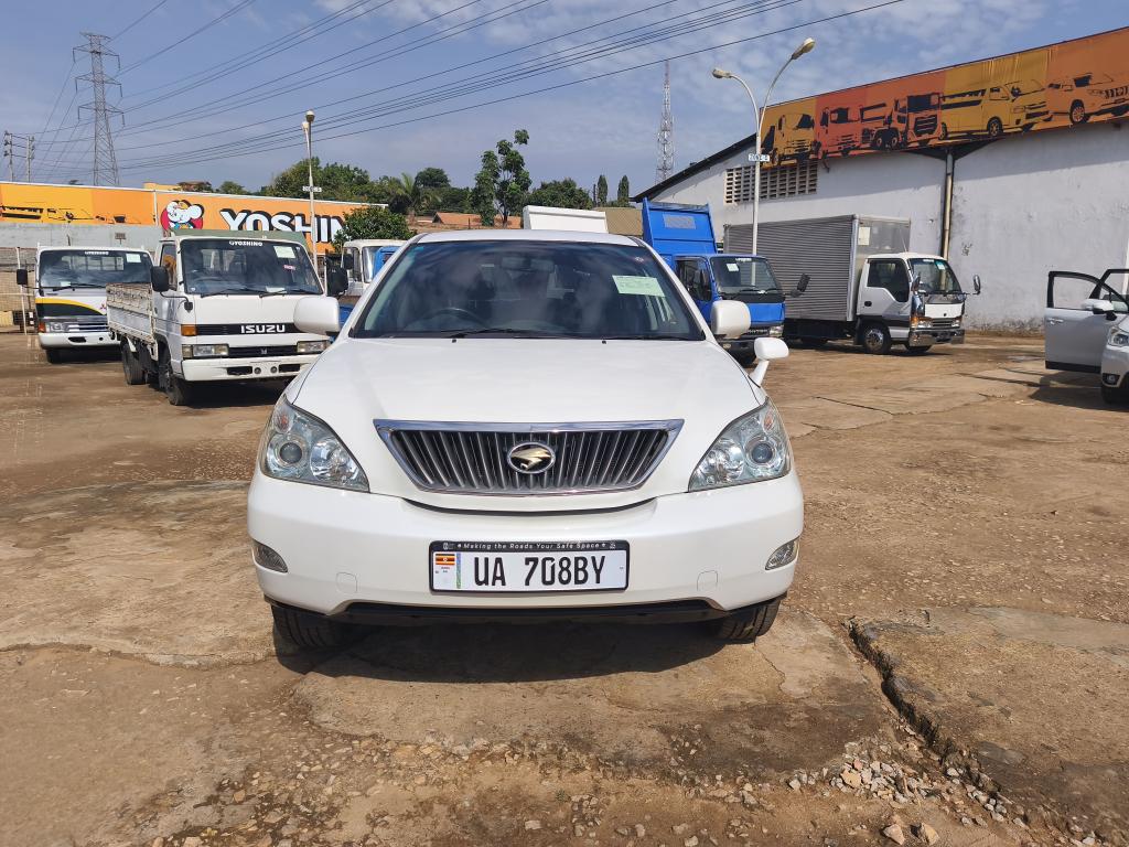 Toyota HARRIER (Kawundo)