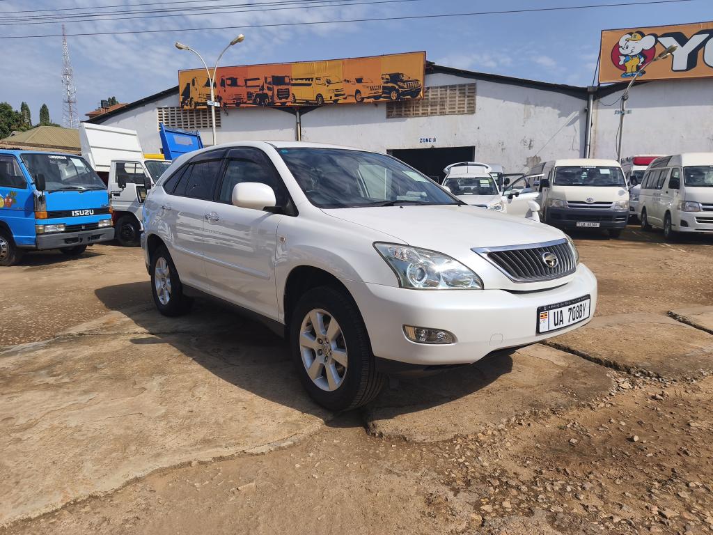 Toyota HARRIER (Kawundo)