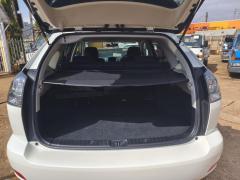 Toyota HARRIER (Kawundo)