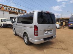 Toyota HIACE (Drone)