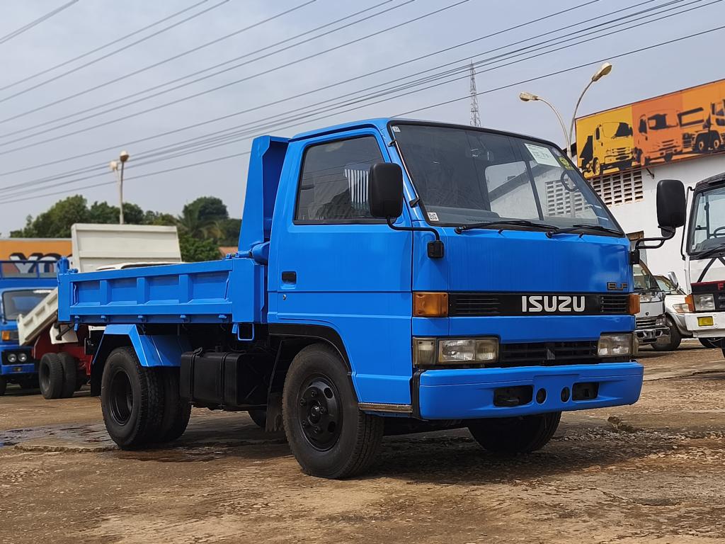 Used July 1991 Isuzu ELF tipper for sale 03830