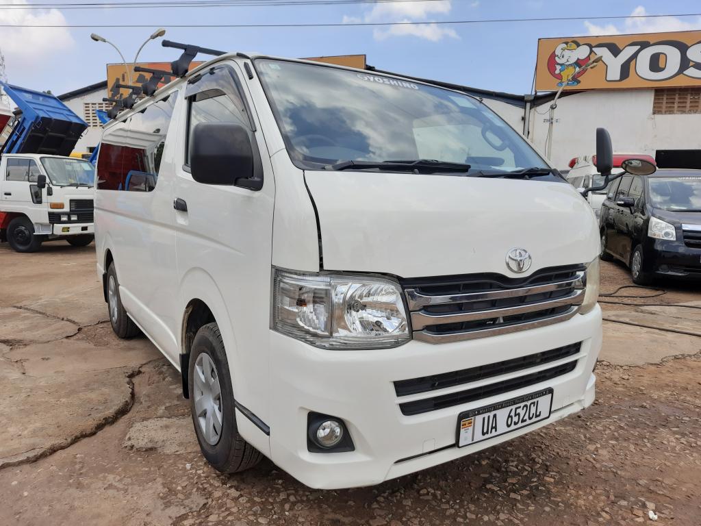 Toyota HIACE (Drone)