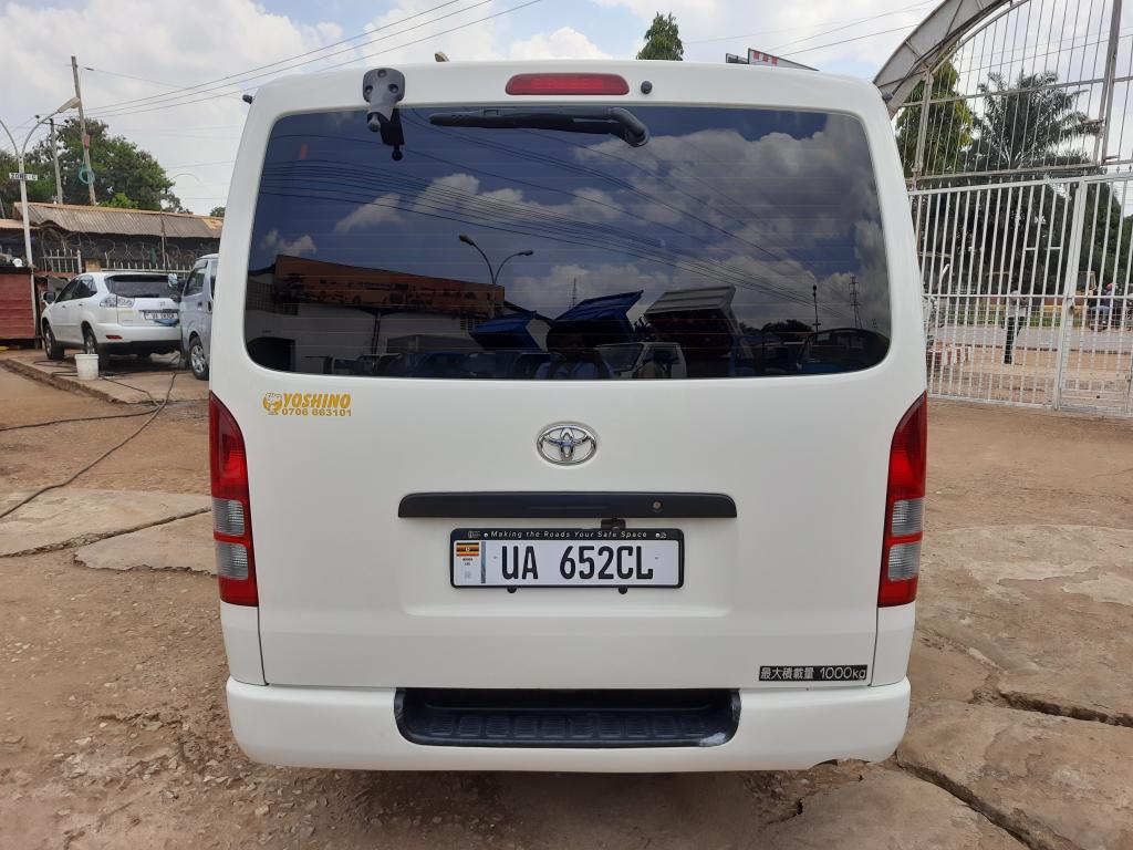 Toyota HIACE (Drone)