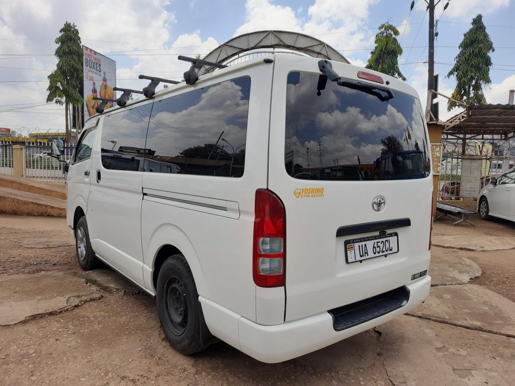 Toyota HIACE (Drone)
