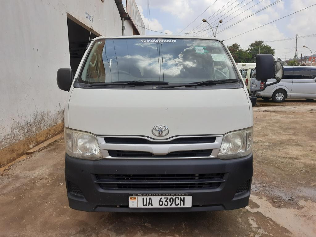 Used August 2011 Toyota HIACE (Drone) van for sale 03838