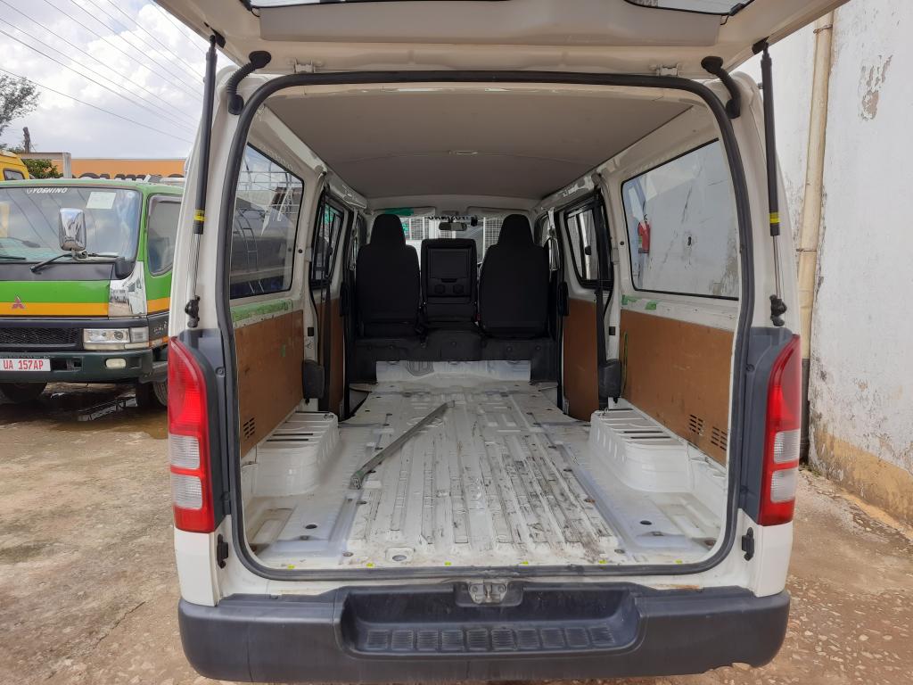 Toyota HIACE (Drone)