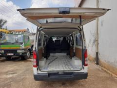 Toyota HIACE (Drone)