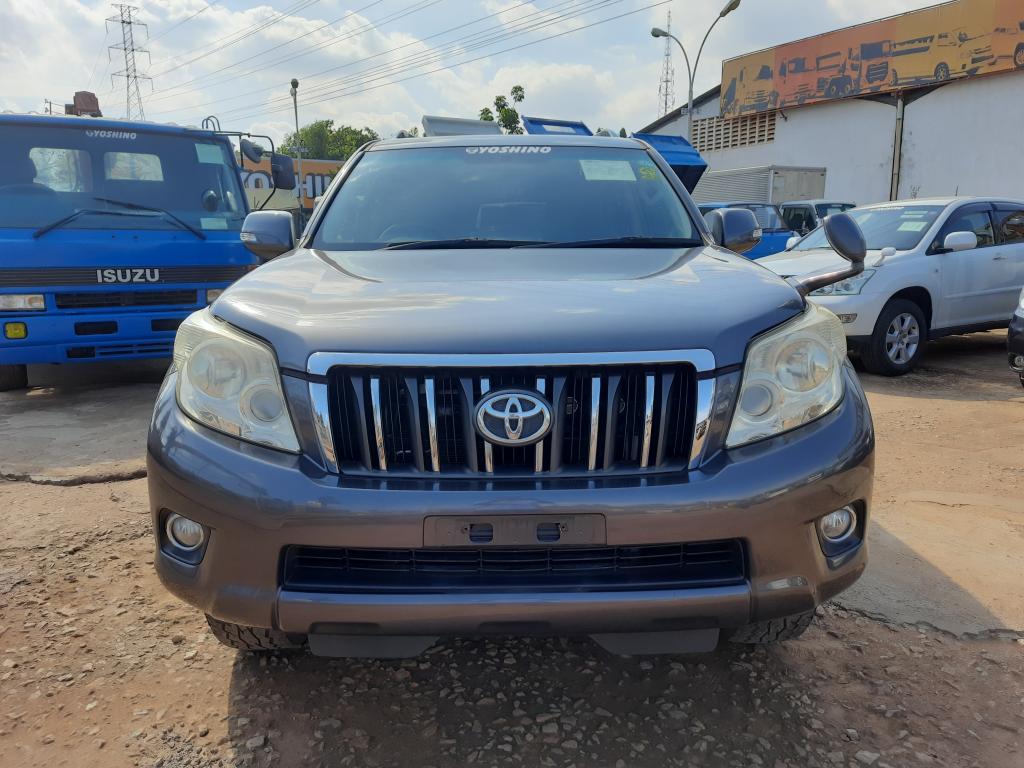 Toyota LANDCRUISER PRADO