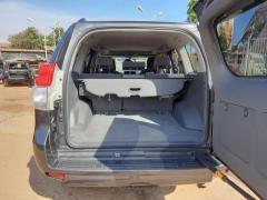 Toyota LANDCRUISER PRADO