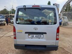 Toyota HIACE (Drone)