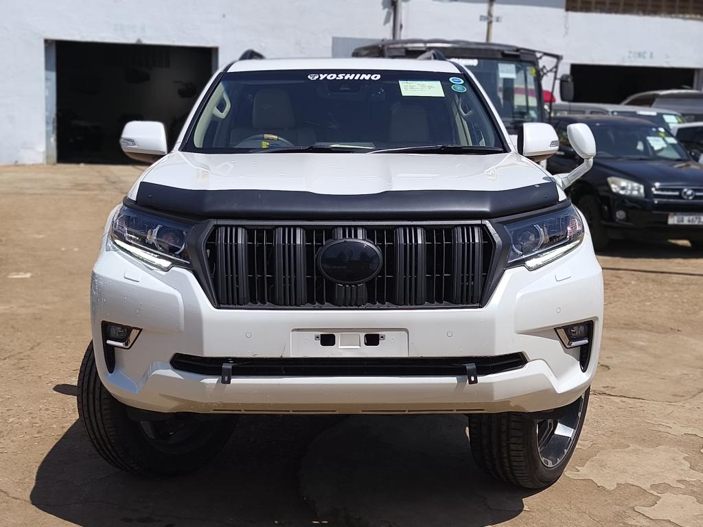 Toyota LANDCRUISER　PRADO