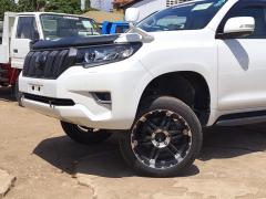 Toyota LANDCRUISER　PRADO