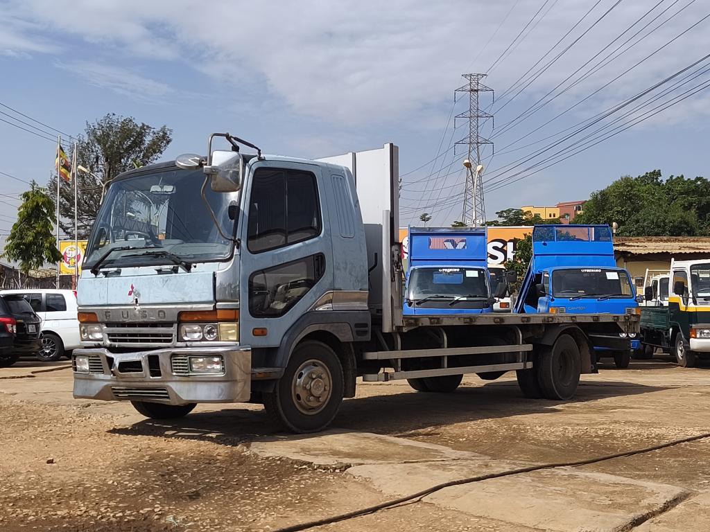 Used June 1993 FUSO FIGHTER flatbed for sale 03856