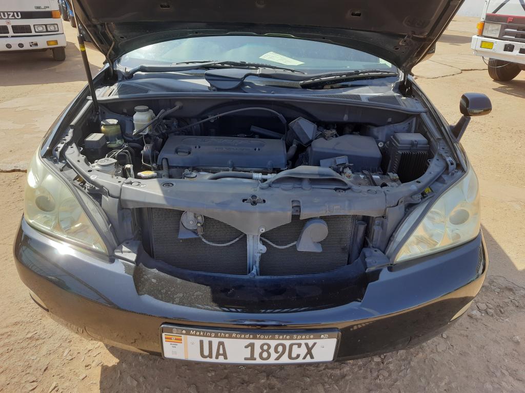 Toyota HARRIER (Kawundo)