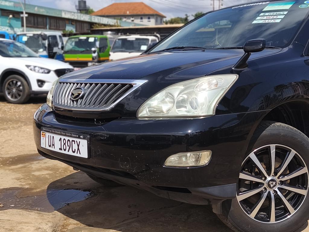 Toyota HARRIER (Kawundo)