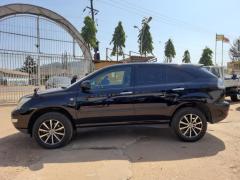 Toyota HARRIER (Kawundo)