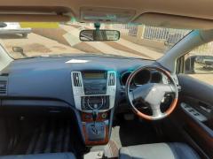 Toyota HARRIER (Kawundo)