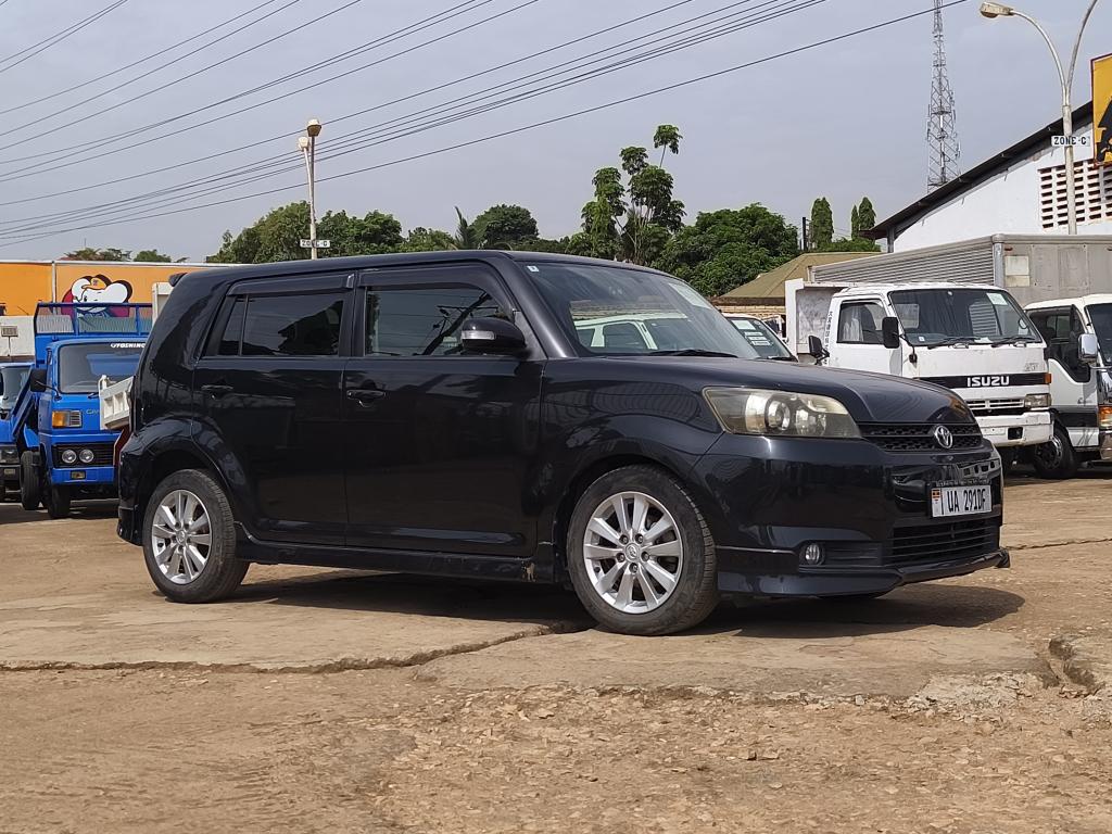 Toyota COROLLA RUMION