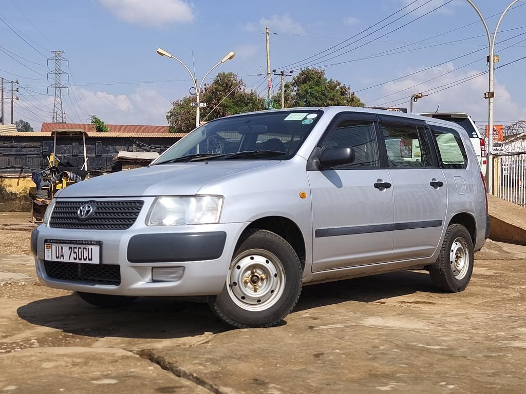Used August 2010 Toyota SUCCEED wagon for sale 03869