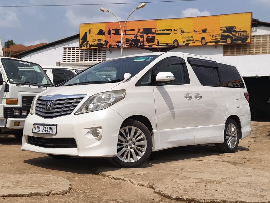 Used February 2011 Toyota ALPHARD mini van for sale 03871